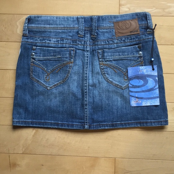 Mavi denim mini skirt 12” - Picture 2 of 4